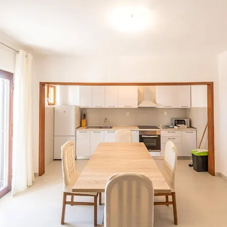 Apartment Vita *